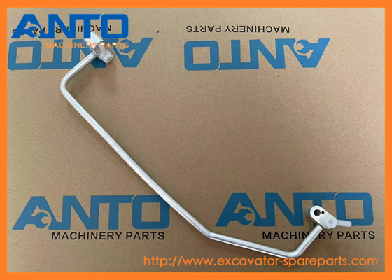 XB00001032 أنبوب مناسب HITACHI قطع الغيار ZH200-A ZH200LC-A ZX200-5G ZX200LC-5G
